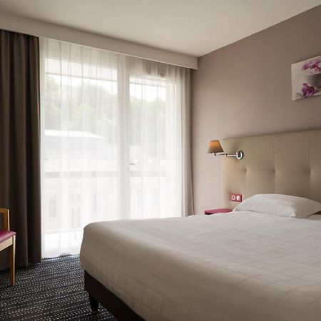 Brit Hotel Confort Le Limouzi Tulle Kültér fotó