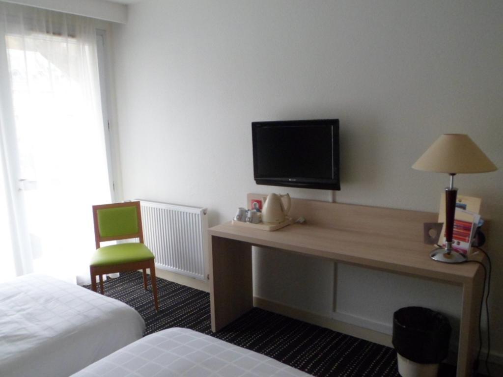 Brit Hotel Confort Le Limouzi Tulle Kültér fotó