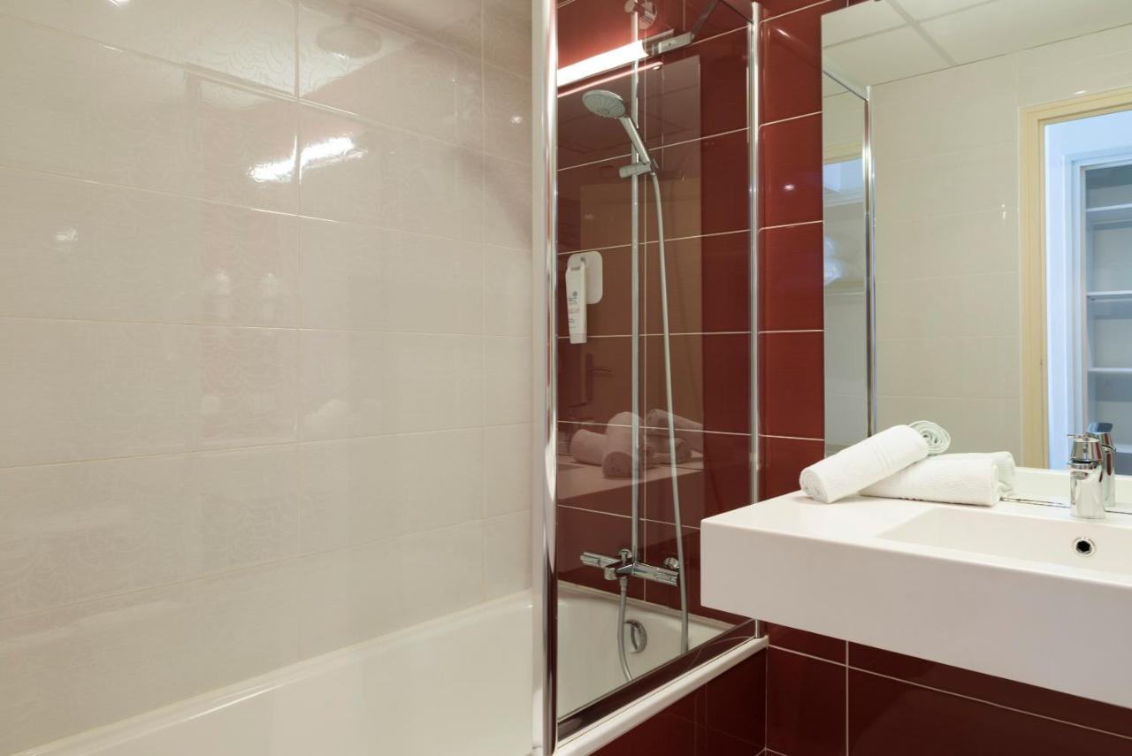 Brit Hotel Confort Le Limouzi Tulle Kültér fotó