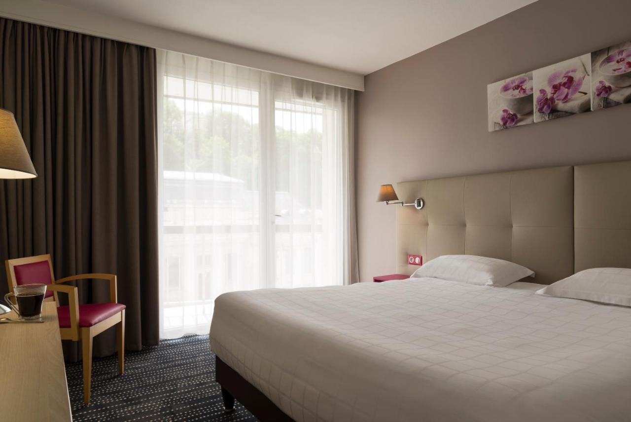 Brit Hotel Confort Le Limouzi Tulle Kültér fotó