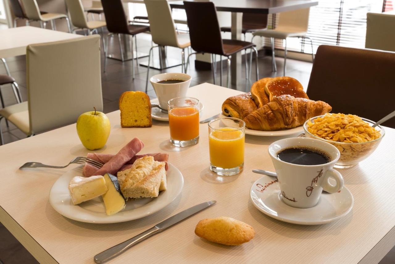 Brit Hotel Confort Le Limouzi Tulle Kültér fotó